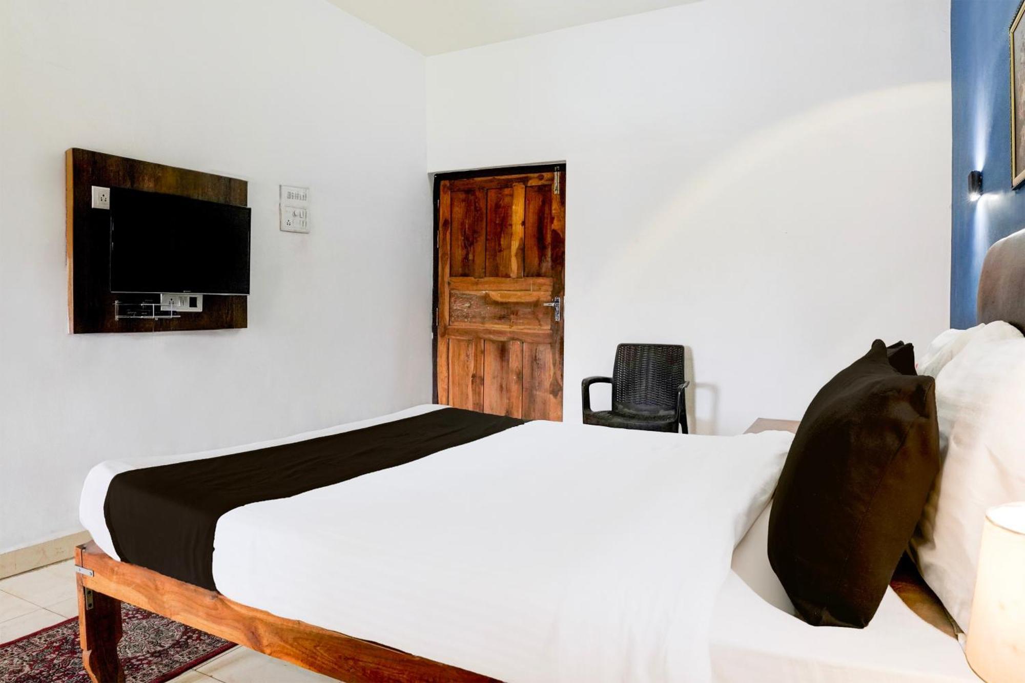 Super Townhouse Candolim Exteriér fotografie